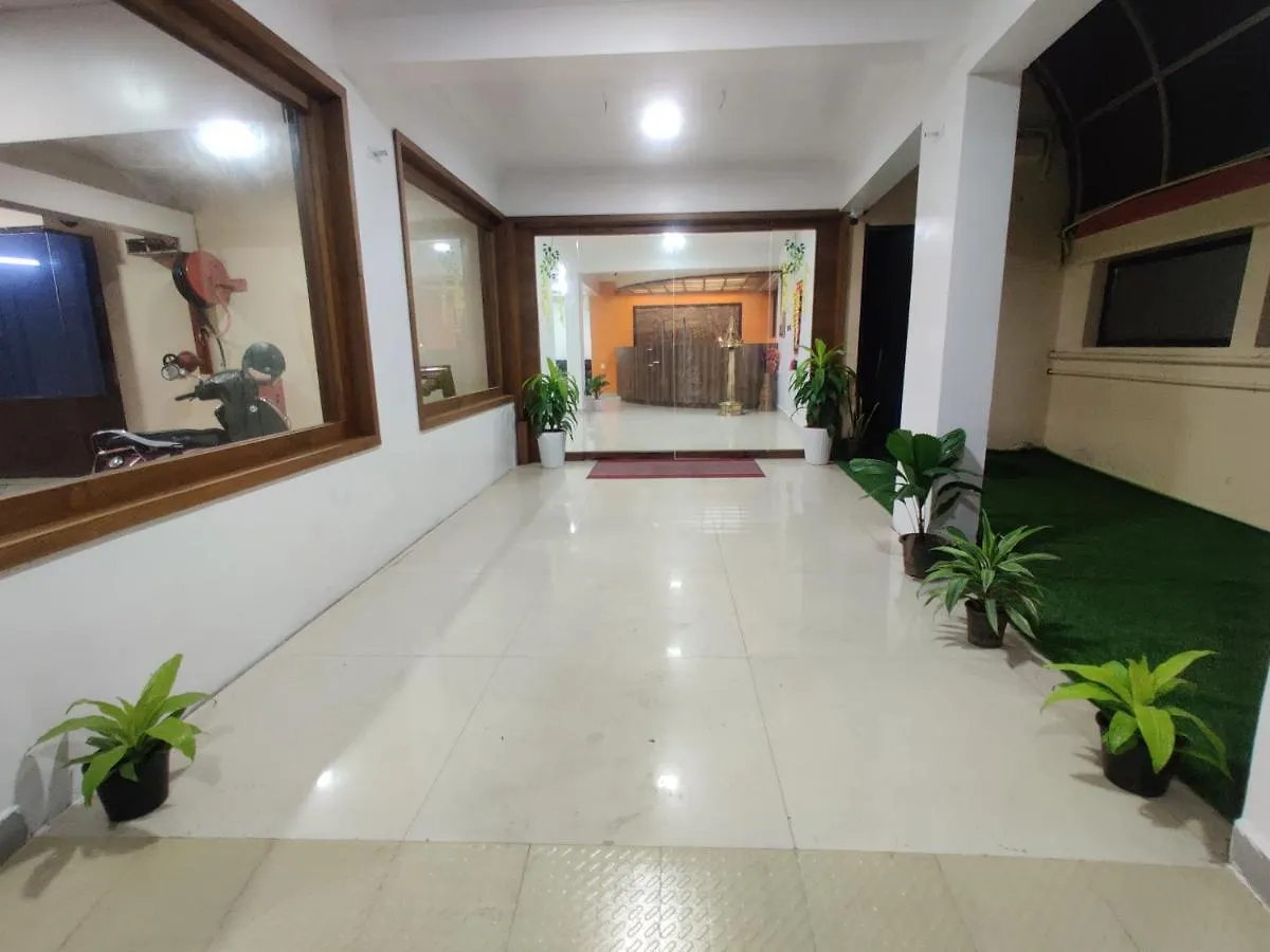 Amruth Inn Guruvayur