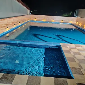 Newline Orchid Guruvayur