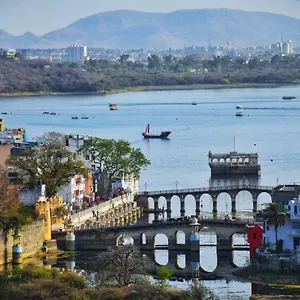 https://kurabar-kothi-udaipur.udaipurhotels.org